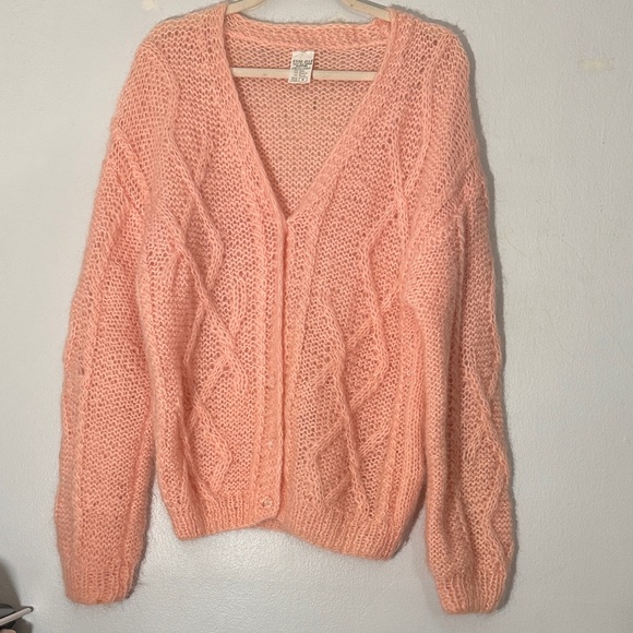 Vintage ESSE ELLE Mohair blend Cozy salmon pink Knit Sweater medium - Picture 1 of 5